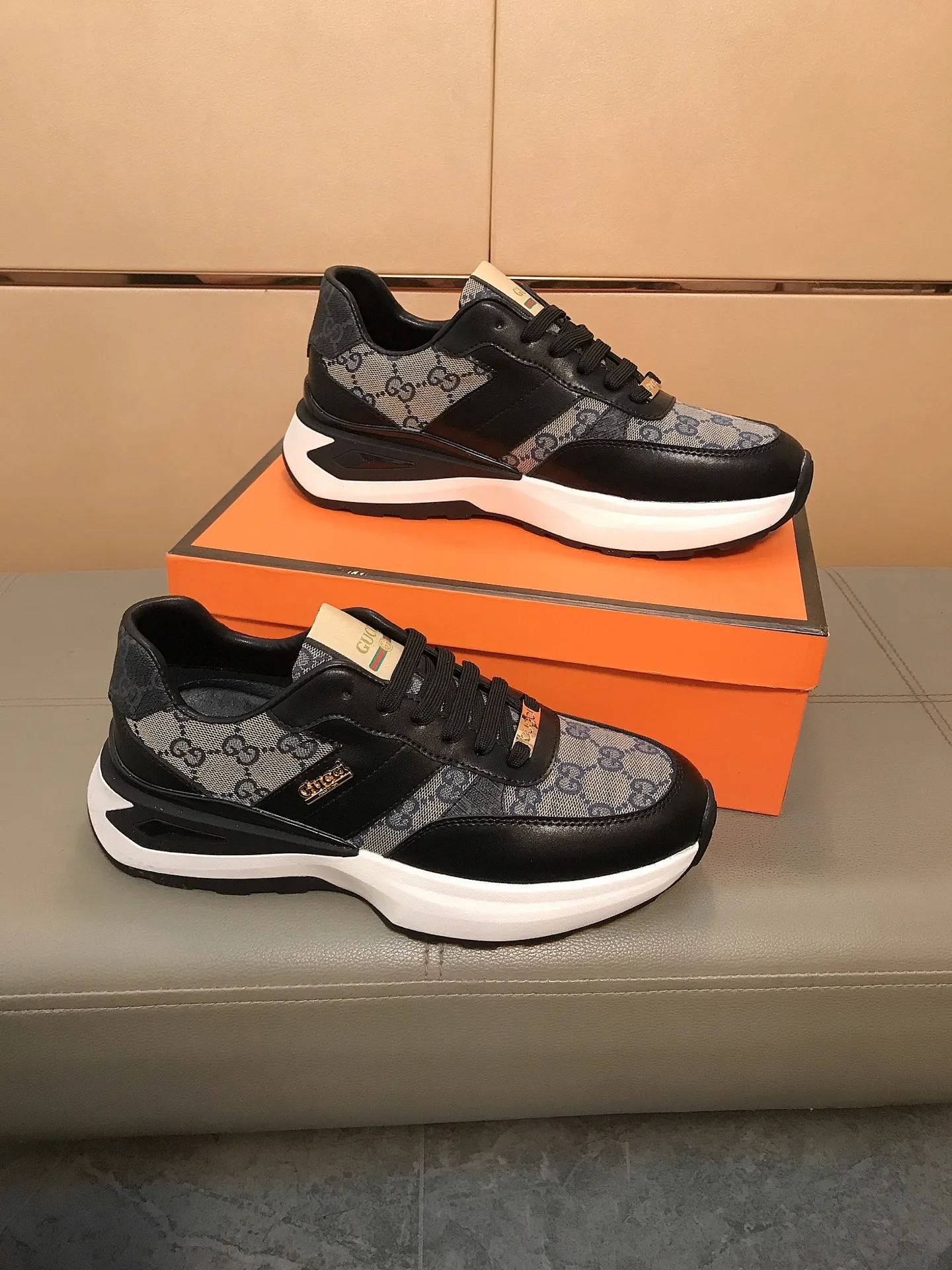 Ex-factory price 442 👟👟🆕🆕 (GUCCI) latest casual and fashionable men's shoes, hot style 💥 simple and elegant style, exclusive for trendy men, the upper is made of cowhide + brand printed fabric, sheepskin lining + foot pads, soft and comfortable outsole! 38-44.